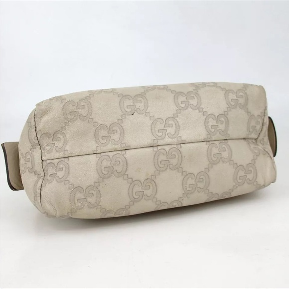 Authentic Gucci Beige pouch Women's Bag - Picture 11 of 16